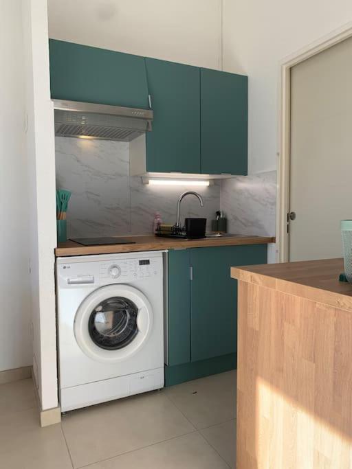 Maisonnette Dans Belle Residence Сен-Валье-де-Тье Экстерьер фото